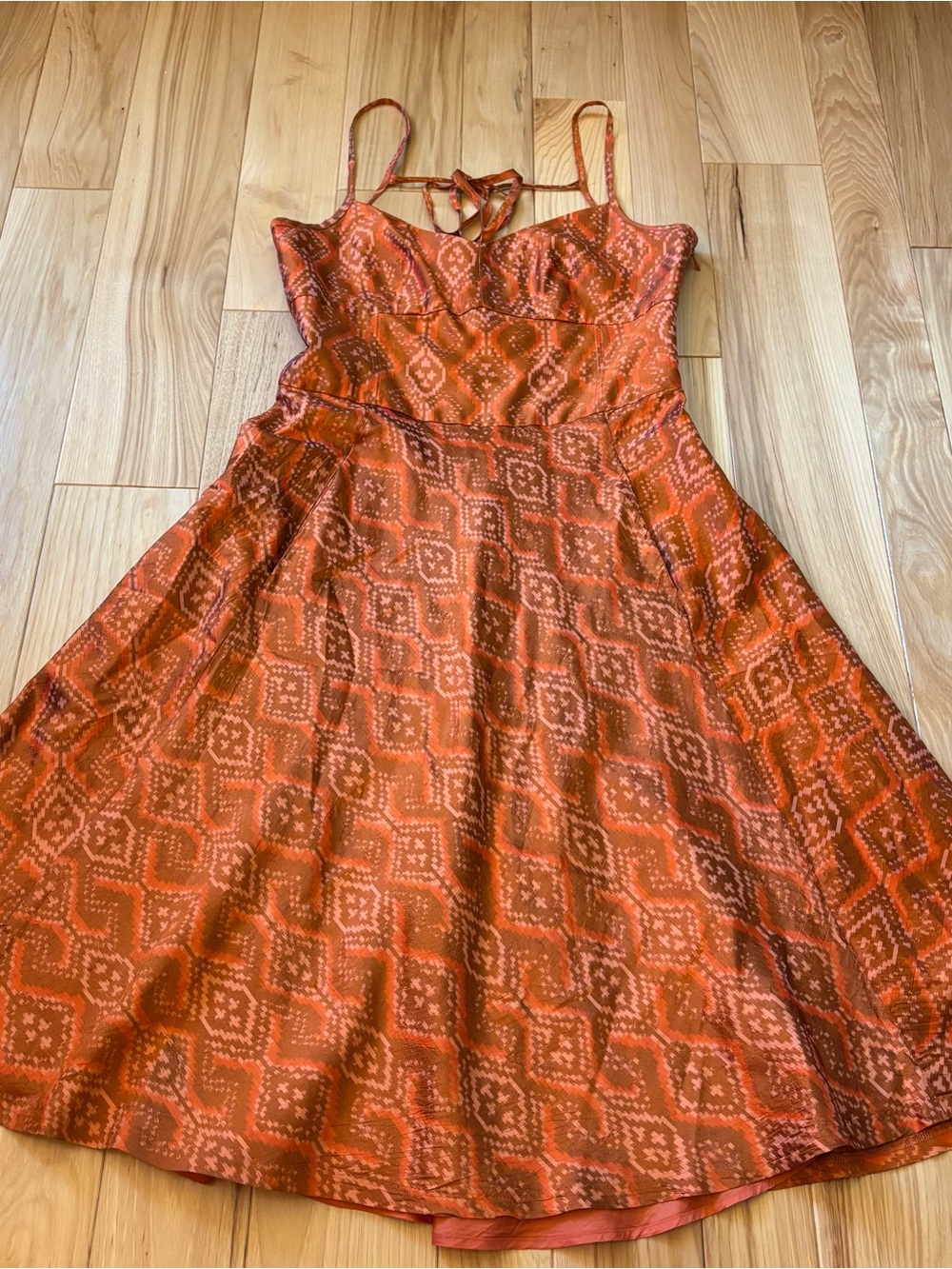 Y2K Banana Republic Orange Silk Patterned Back Tie Accent Dress